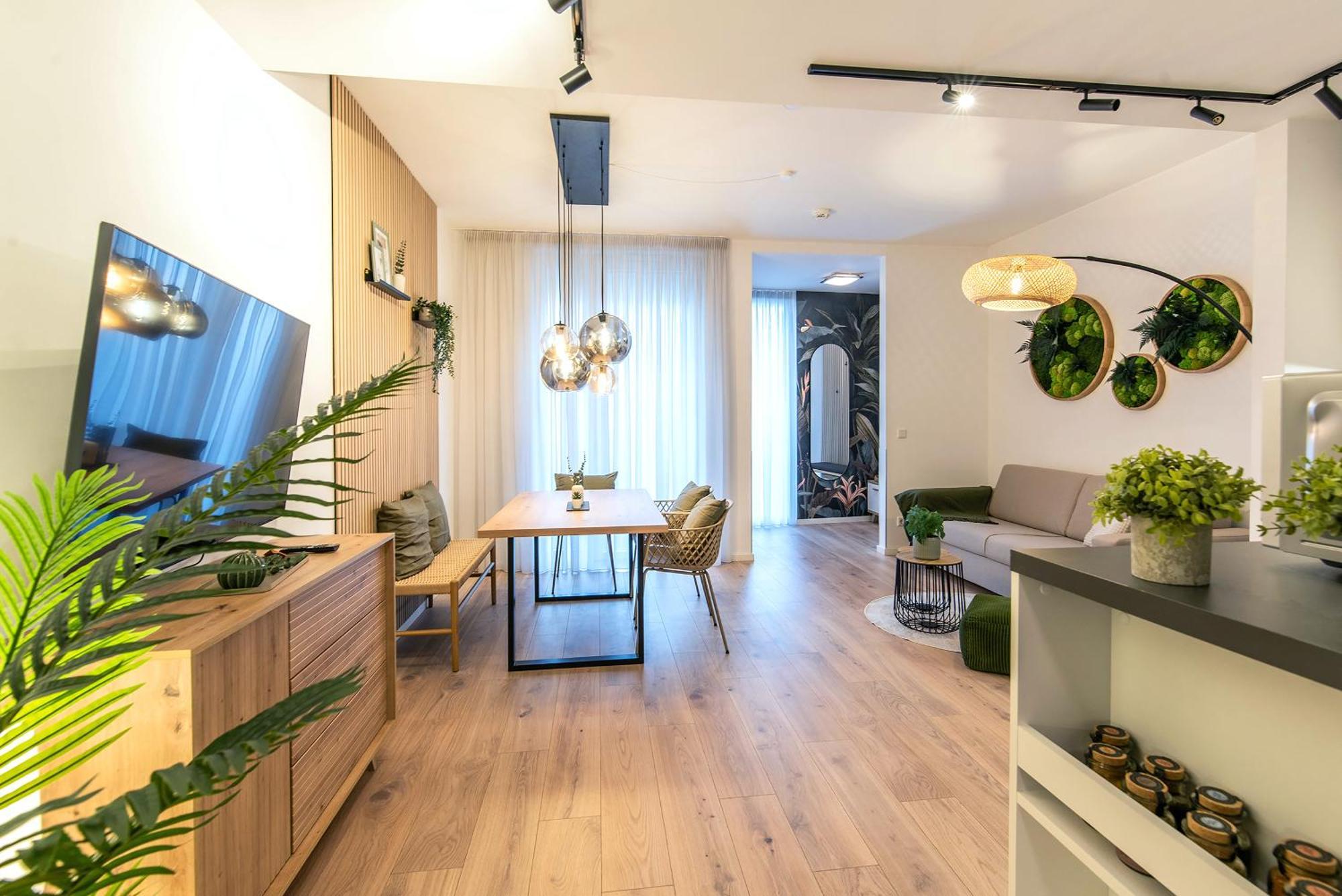 Design - Terrasse - Streaming - Privatparkplatz - Klinikum - Uni - Zentral Apartment Erfurt